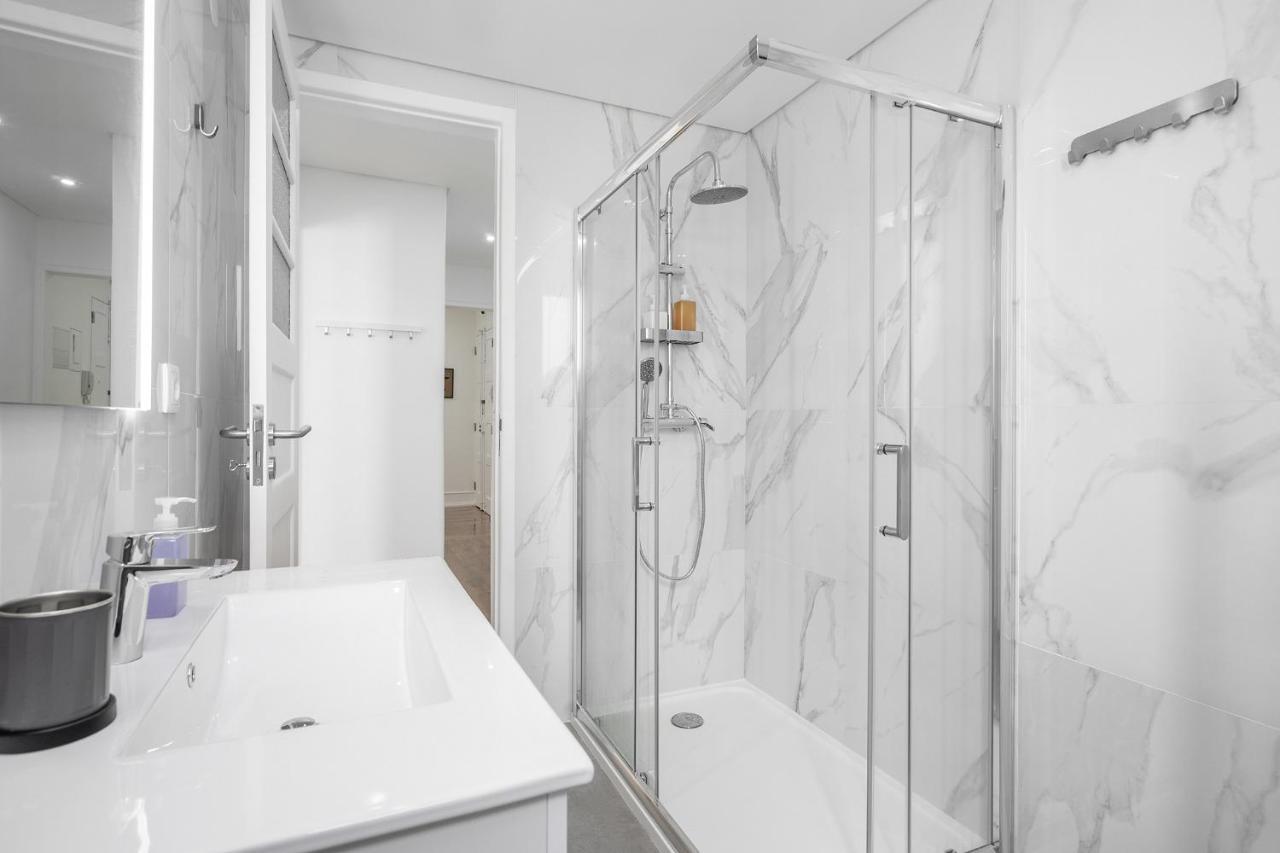 Whome Hideaway Family Apartment #2 Lissabon Buitenkant foto